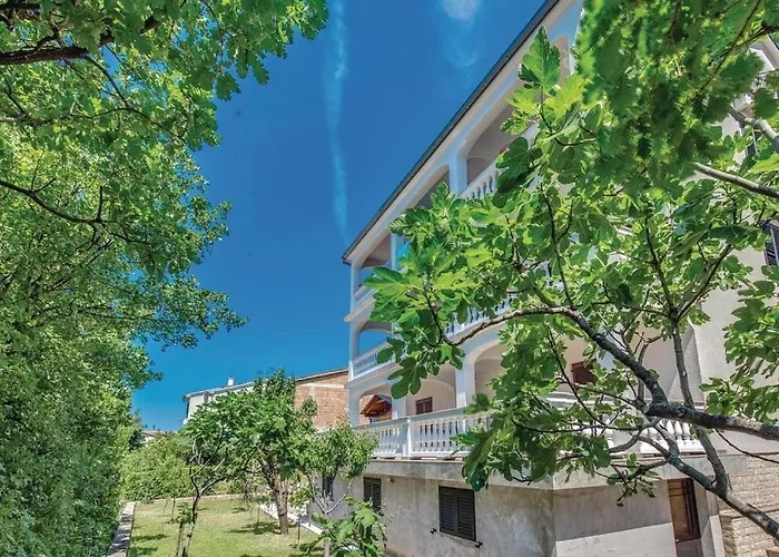 With Parking Space - 15946 Novi Vinodolski